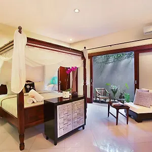 https://villa-raull.hotelsseminyak.net